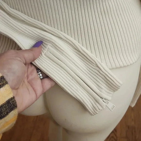 FRAME LONG SLEEVE TOP - Picture 5 of 8